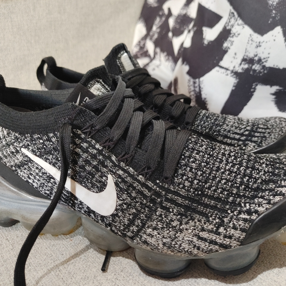 NIKE AIR VAPORMAX 3